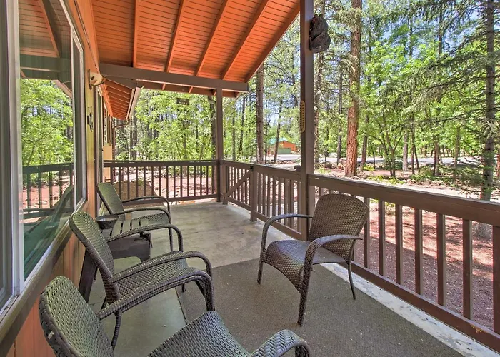Holiday home Peaceful Mountain Getaway In The Pines!